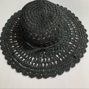 Vintage 100% paper lightweight black crochet floppy hat